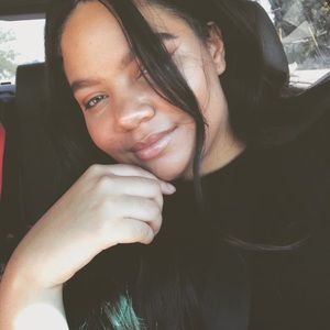 Meet your Posher, Regina